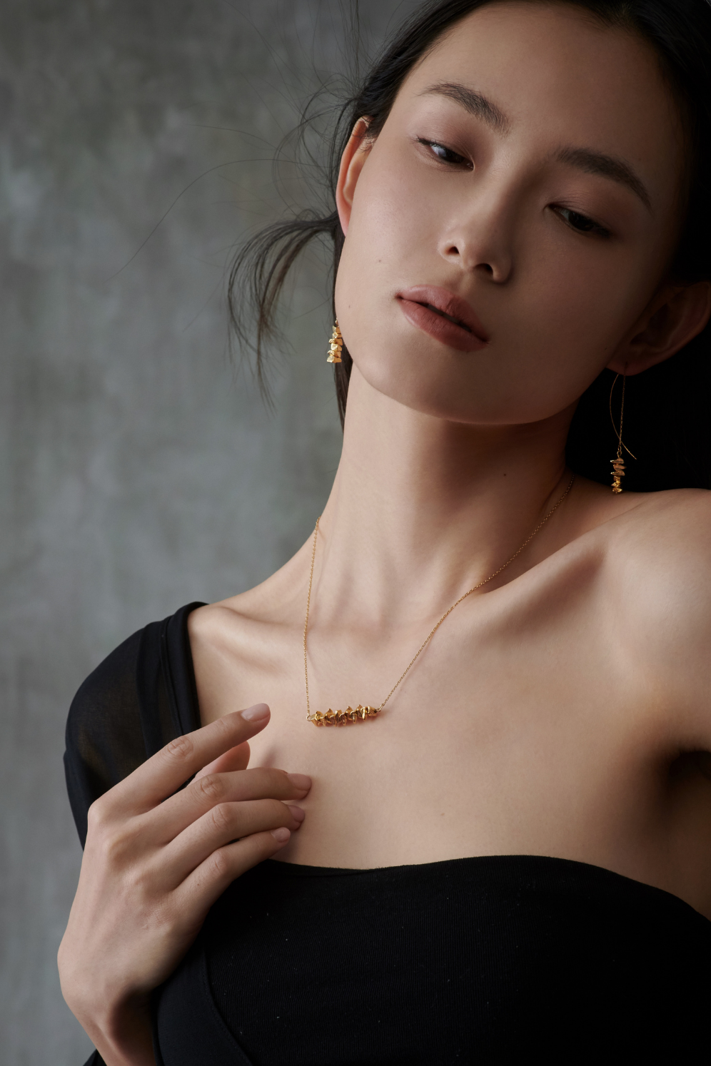 Twelve Stones Necklace