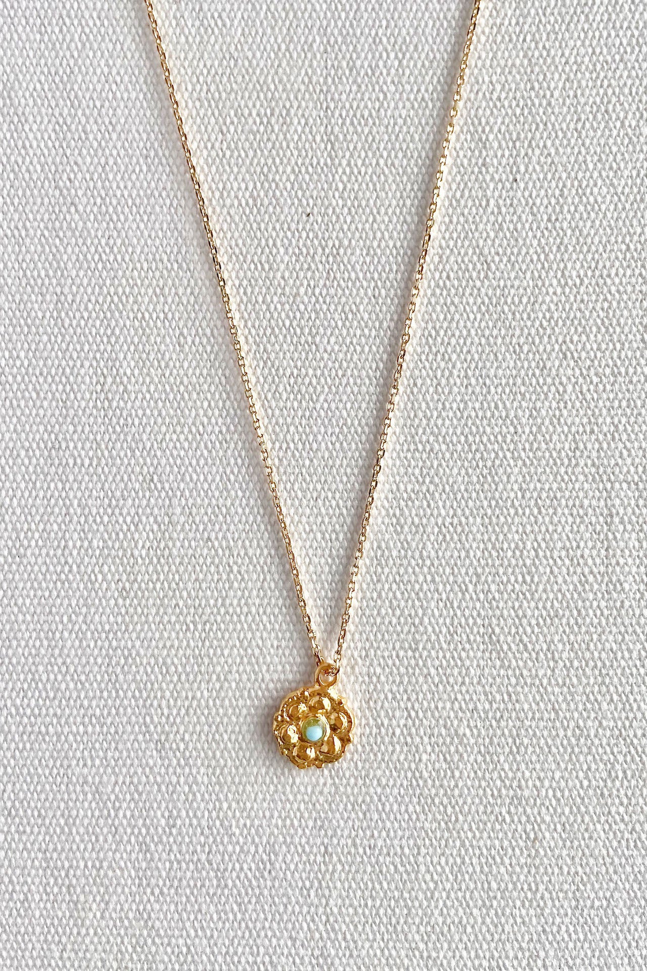 Round Flower Necklace